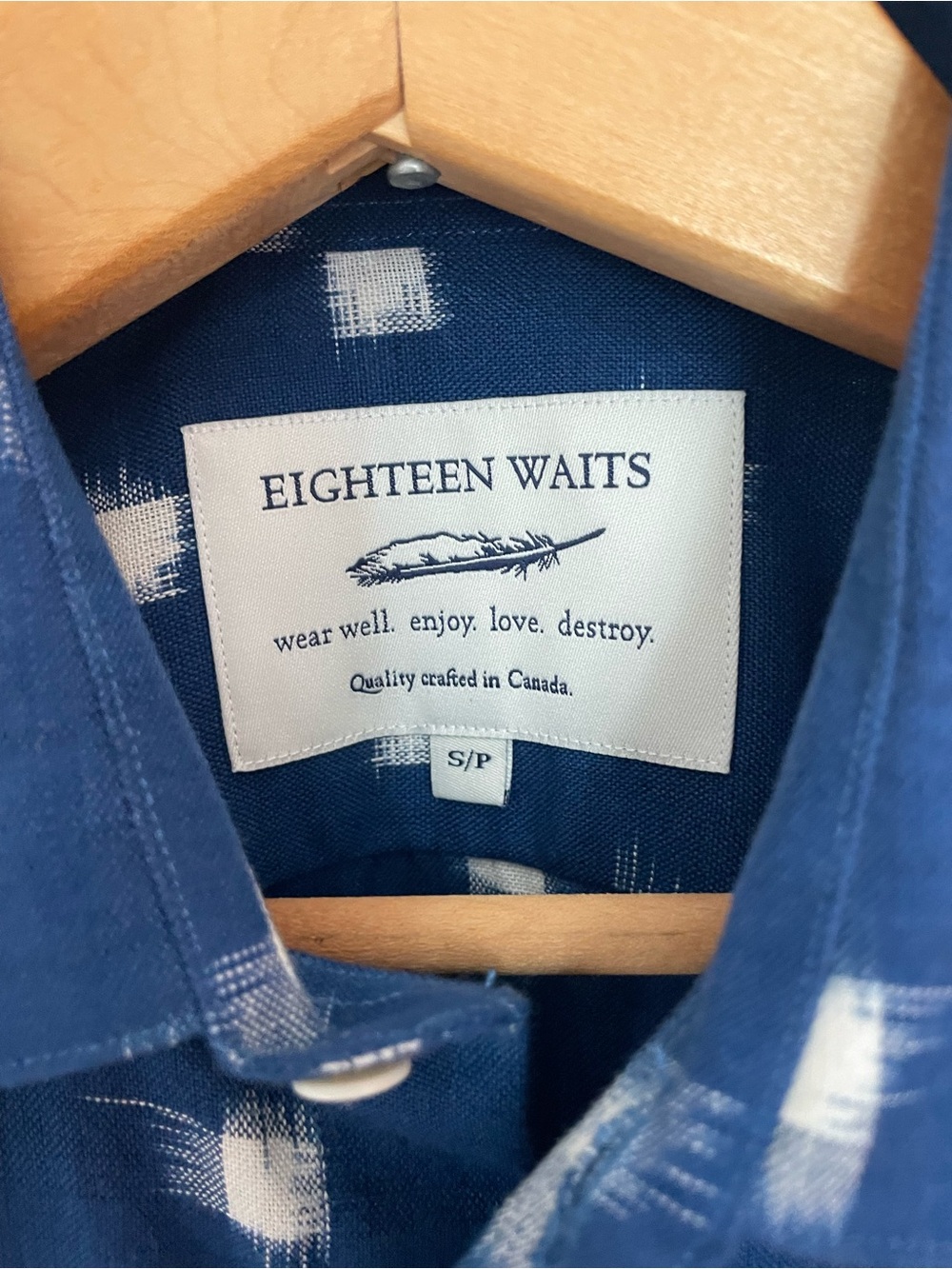Men’s Navy Blue Casual Button-Down Shirt